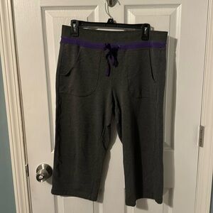Made for life brand size large capri